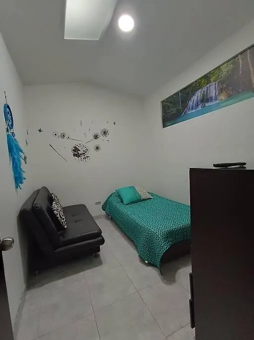 Apartamento Completo Cerca A Embajada 3 Bogota 0*,  Colombia